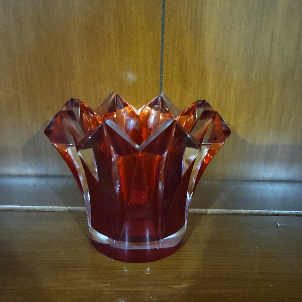 Mikasa Vintage Bohemia Crystal - Short Ruby Red Vase - Made in Czech Republic